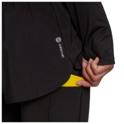 Adidas - Women's Reebok Identity 3-Bars Two-In-One - Short De Running -Magasin De Vêtements D'Extérieur adidas womens reebok identity 3 bars two in one short de running detail 5