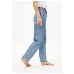 ARMEDANGELS - Women's Andraa Retro - Jean -Magasin De Vêtements D'Extérieur armedangels womens andraa retro jean detail 3