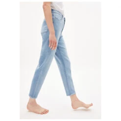 ARMEDANGELS - Women's Mairaa Hemp - Jean 10 ARMEDANGELS - Women's Mairaa Hemp - Jean -Magasin De Vêtements D'Extérieur armedangels womens mairaa hemp jean detail 5