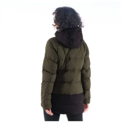 ARTILECT - Women's HighAF Down Stretch Parka - Doudoune -Magasin De Vêtements D'Extérieur artilect womens highaf down stretch parka doudoune detail 3