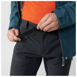 FJÄLLRÄVEN Fjällräven - Bergtagen Touring Trousers - Pantalon Ski De Randonnée -Magasin De Vêtements D'Extérieur fjaellraeven bergtagen touring trousers pantalon ski de randonnee detail 6