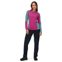 Norrøna - Women's Falketind Equaliser Merino Round Neck - T-shirt En Laine Mérinos -Magasin De Vêtements D'Extérieur norroena womens falketind equaliser merino round neck t shirt en laine merinos detail 3