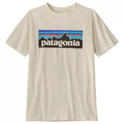 Patagonia - Boy's Regenerative Organic Certification Cotton P-6 Logo T-Shirt - T-shirt -Magasin De Vêtements D'Extérieur patagonia boys regenerative organic certification cotton p 6 logo t shirt t shirt 1