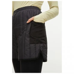 Röhnisch - Women's Scout Padded Shorts - Pantalon Synthétique -Magasin De Vêtements D'Extérieur roehnisch womens scout padded shorts pantalon synthetique detail 6