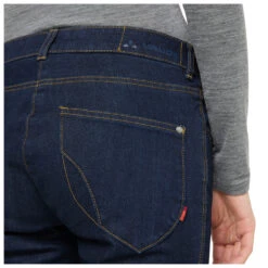 Vaude - Women's Larvik Pants - Jean 11 Vaude - Women's Larvik Pants - Jean -Magasin De Vêtements D'Extérieur vaude womens larvik pants jean detail 6
